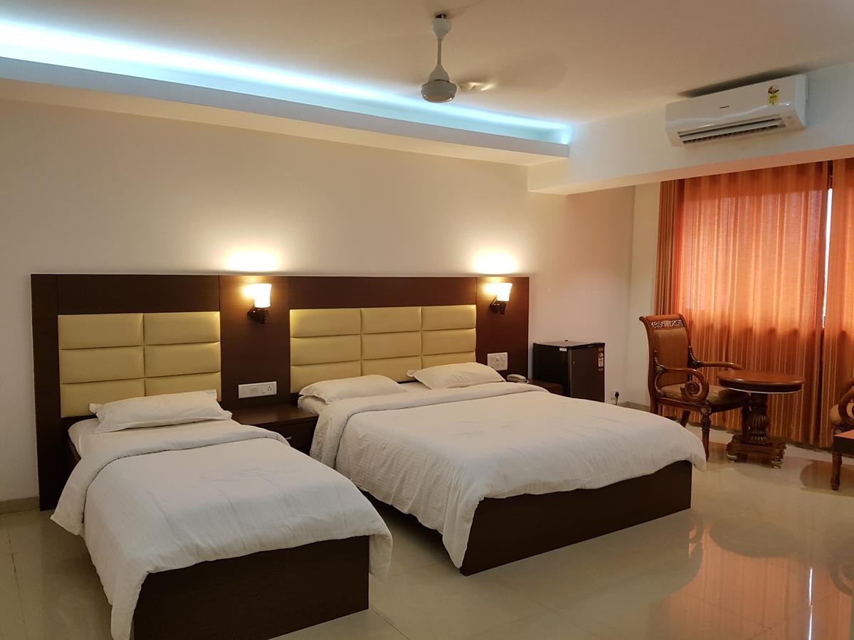 Bisu Hotel & Resorts Khed  Extérieur photo